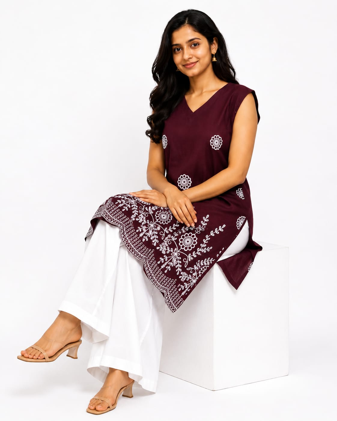 Deshvi Women's Purple Floral Embroidered Sleeveless Short Kurti Top